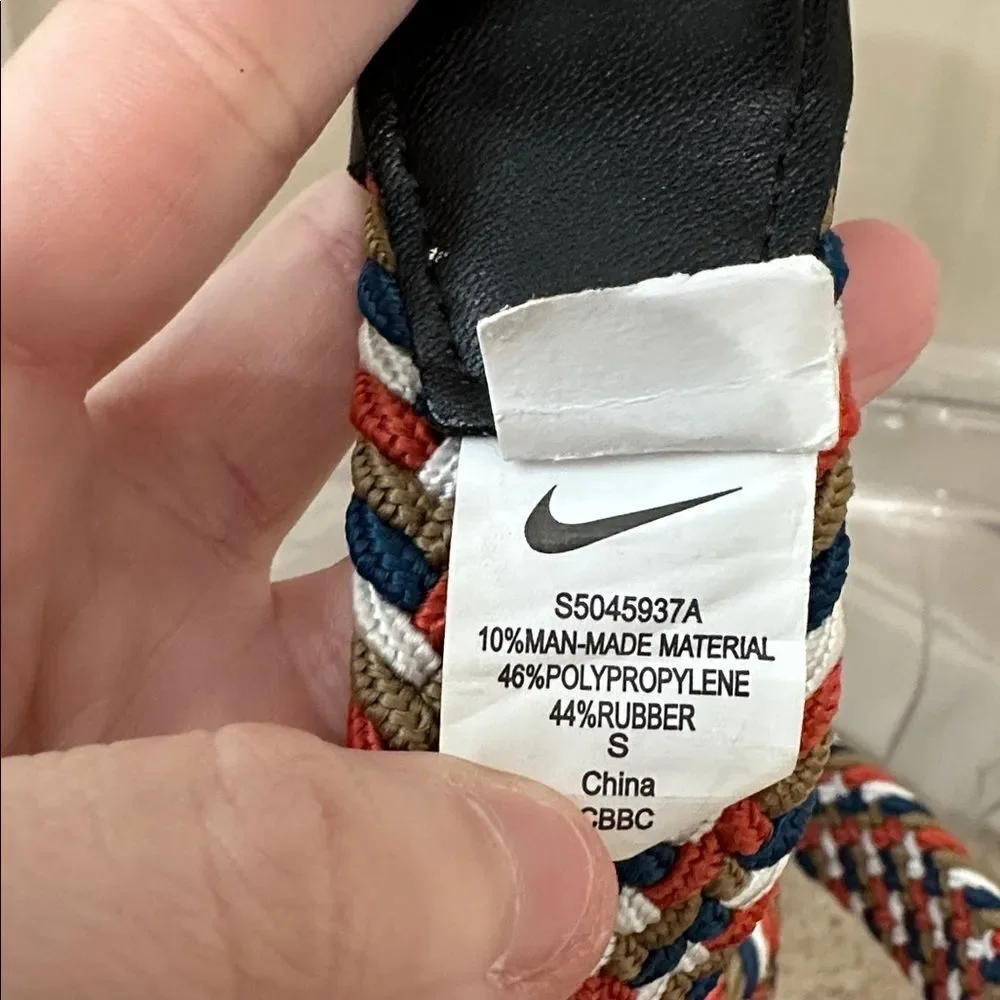 Nike G-Flex Stretch Golf Belt Mens Small (32-34)